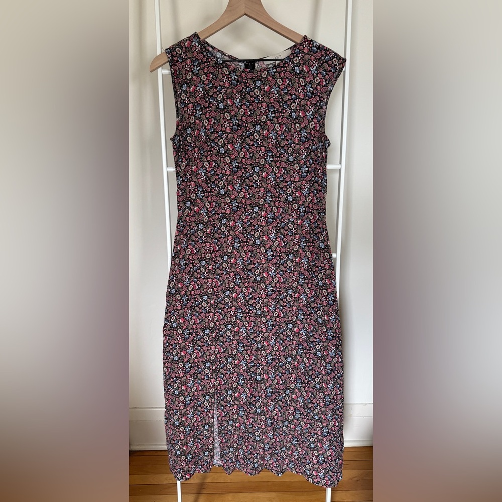 LOFT Rayon Floral Sleeveless Dress - Size 4